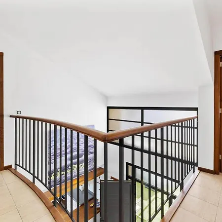 Paula كوستا تاغيسي